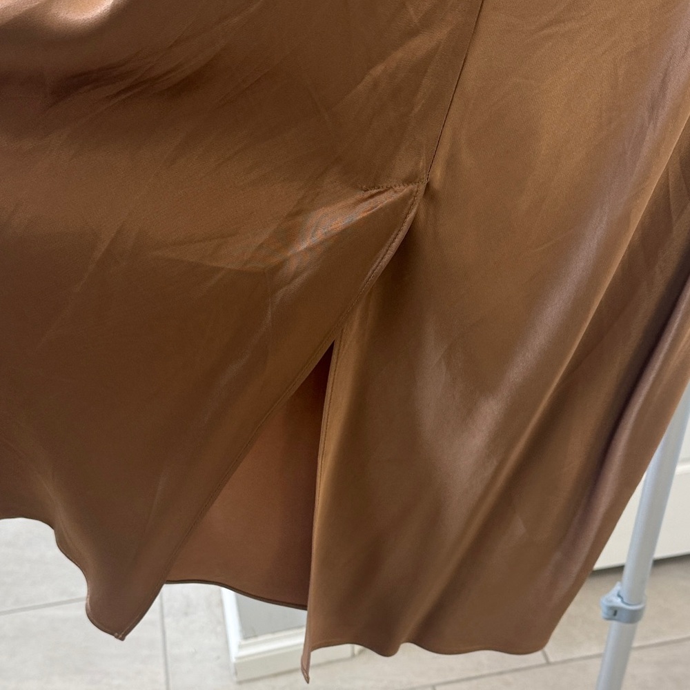 J Crew Gwenyth Gold Satin Skirt - Picture 4 of 5